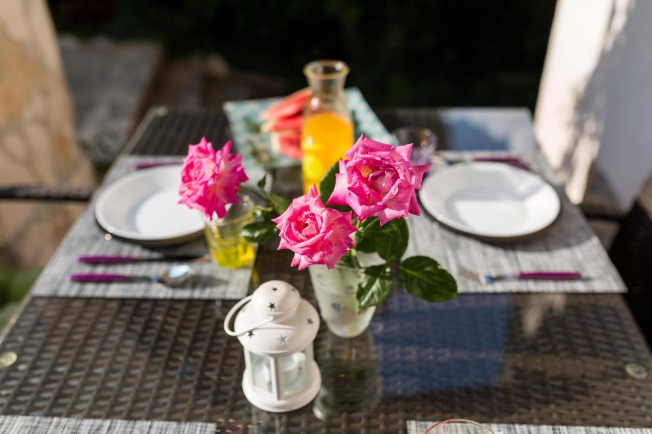 Lara - Apartment Near The Beach Vrbnik Εξωτερικό φωτογραφία