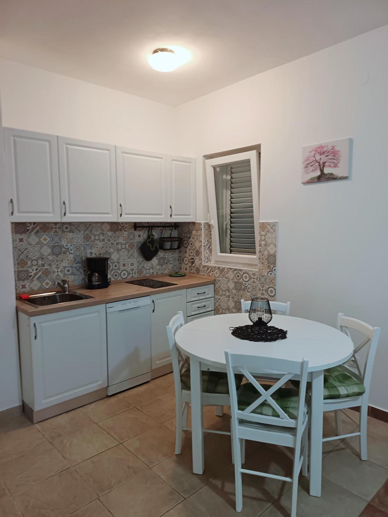 Lara - Apartment Near The Beach Vrbnik Εξωτερικό φωτογραφία